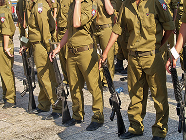 IDF Chief to Yad L'Achim: We'll Block Missionaries in the Army