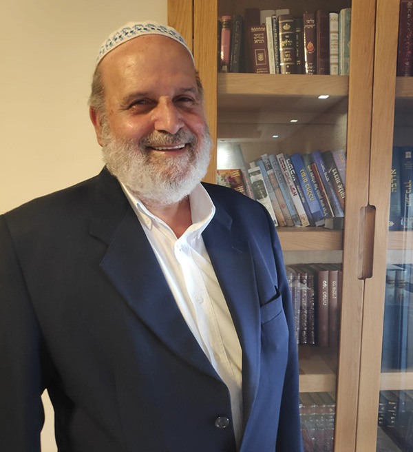 Winners of Yad L'Achim's Ninth Sefer Torah Lottery: The Dahan Family of Rechovot
